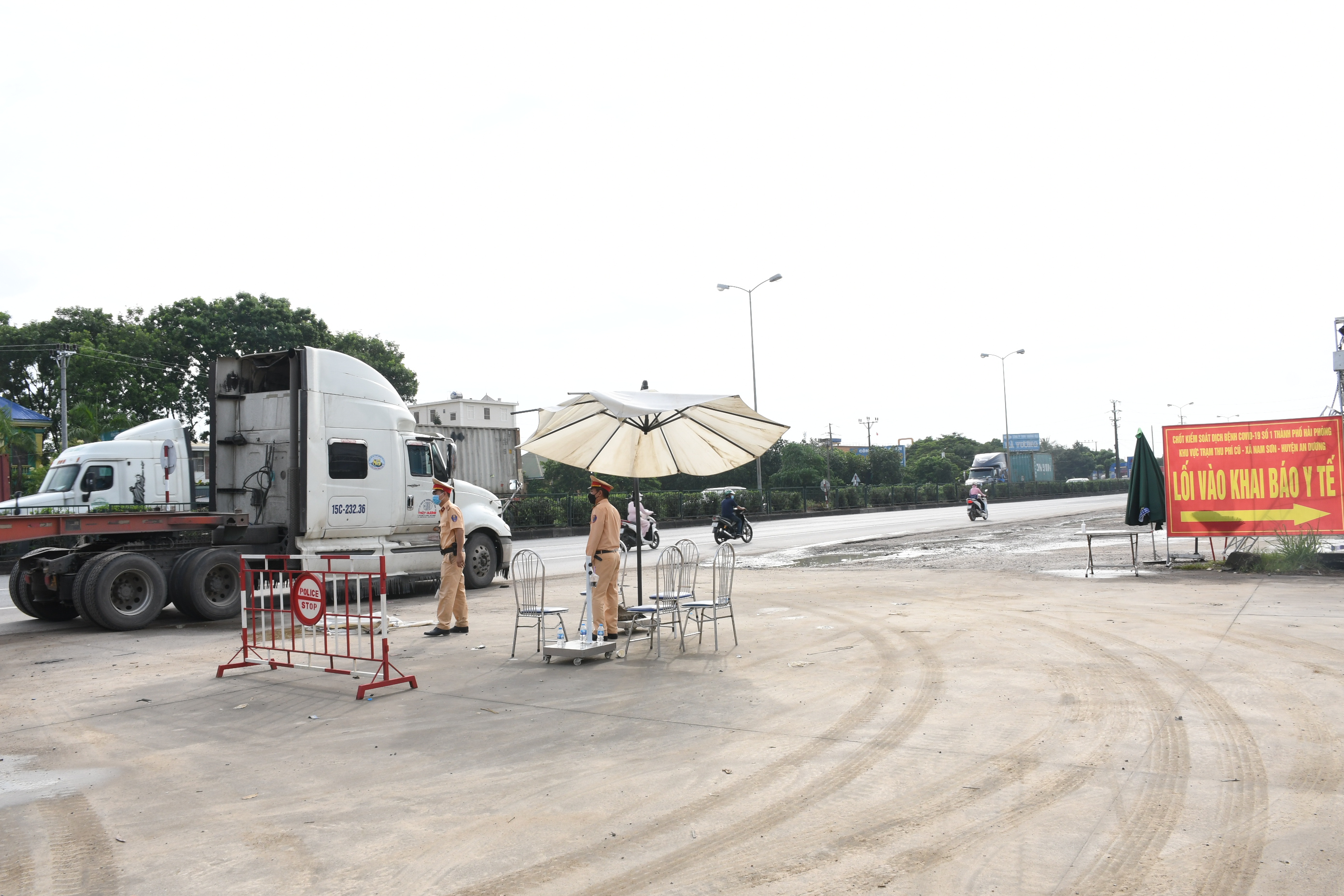 Kiểm soát trật tự an toàn giao thông trên các tuyến quốc lộ